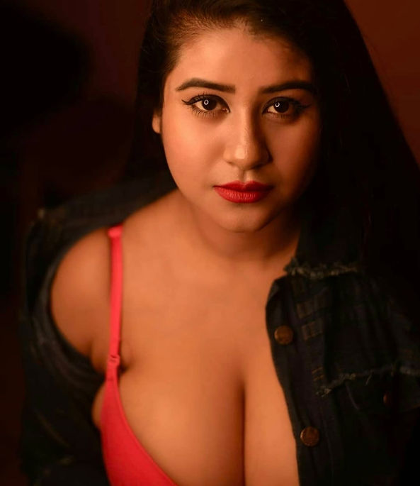 Call Girls in Juhu